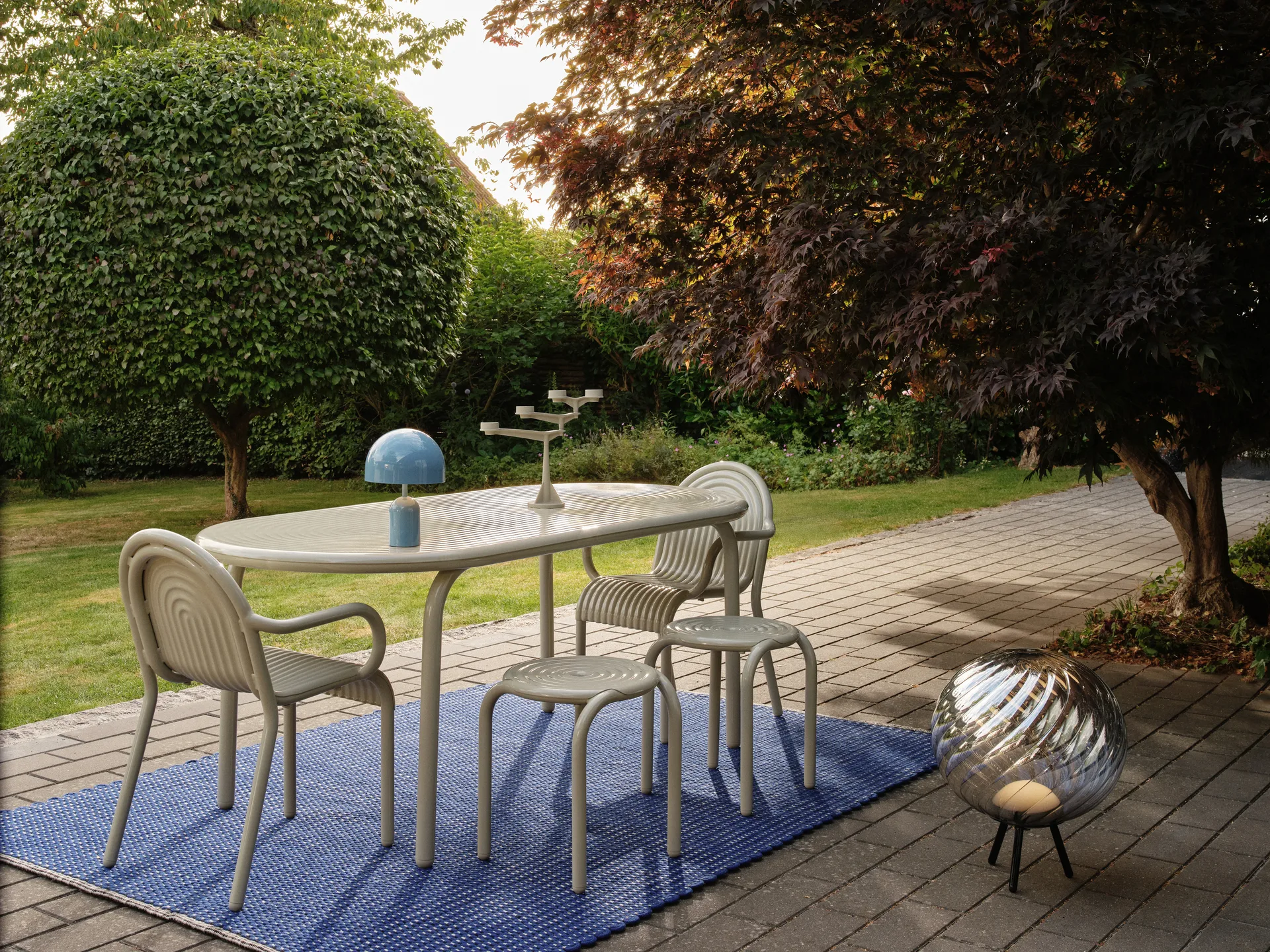 Groove Obround dining table - Putty, 86x186 cm,  Tom Dixon