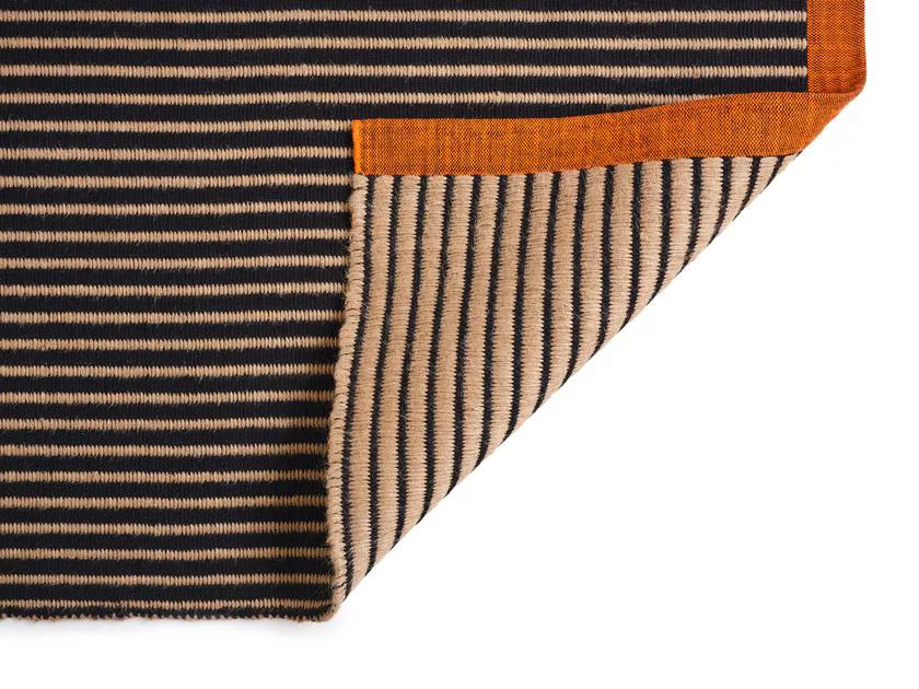 Line rug, Black 200x300 cm Tom Dixon