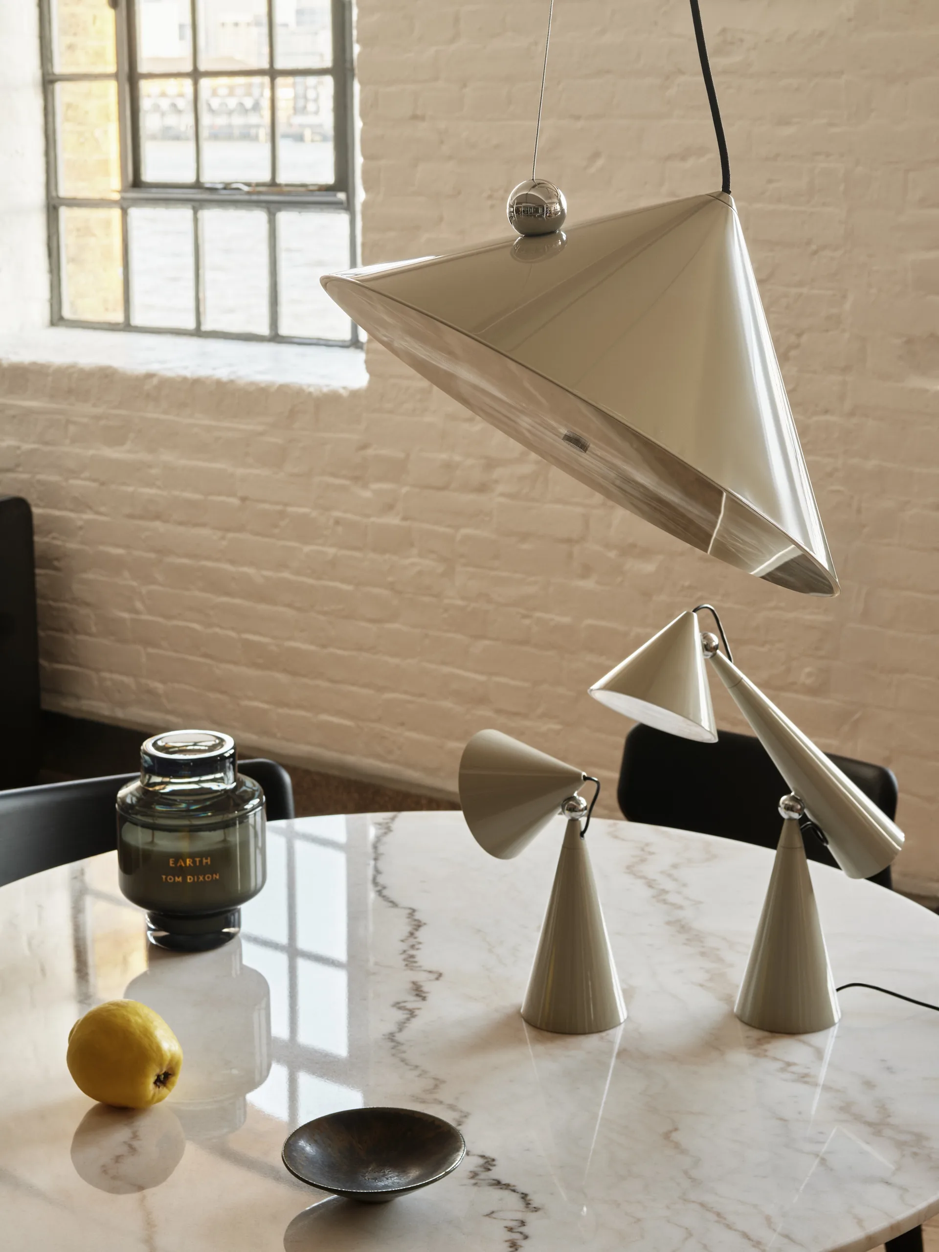 Pose pendant lamp, Putty, Ø43x30 cm Tom Dixon