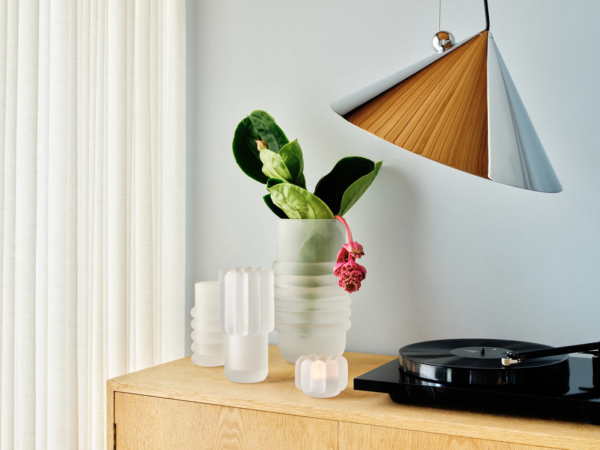 Press lantern vertical, Frosted Tom Dixon