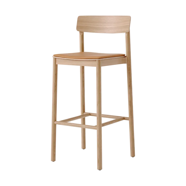 Betty TK17 Bar Chair 75 cm - Noble leather cognac-laquered solid oak - &Tradition