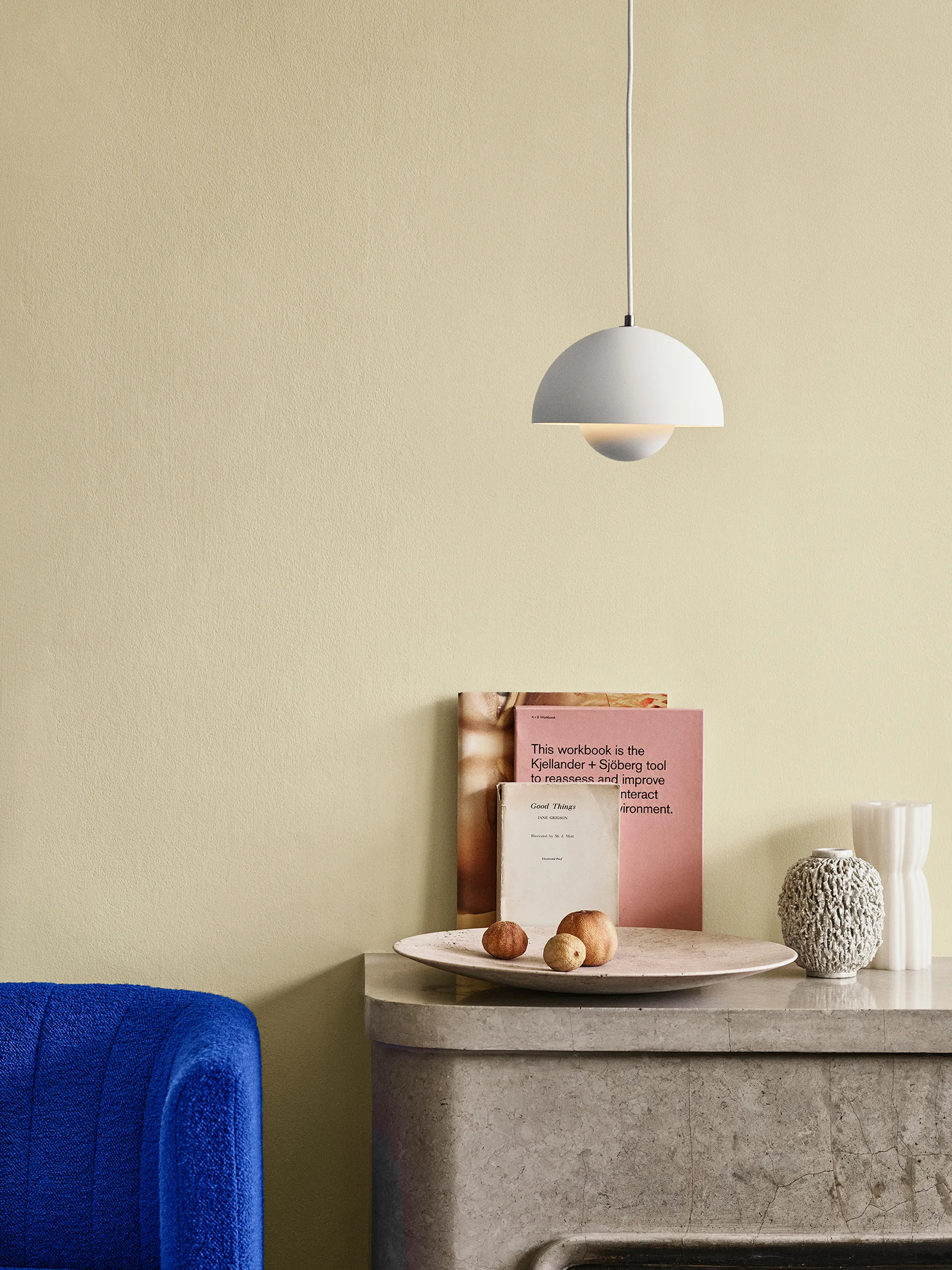 Flowerpot VP1 pendant lamp, matte white &Tradition