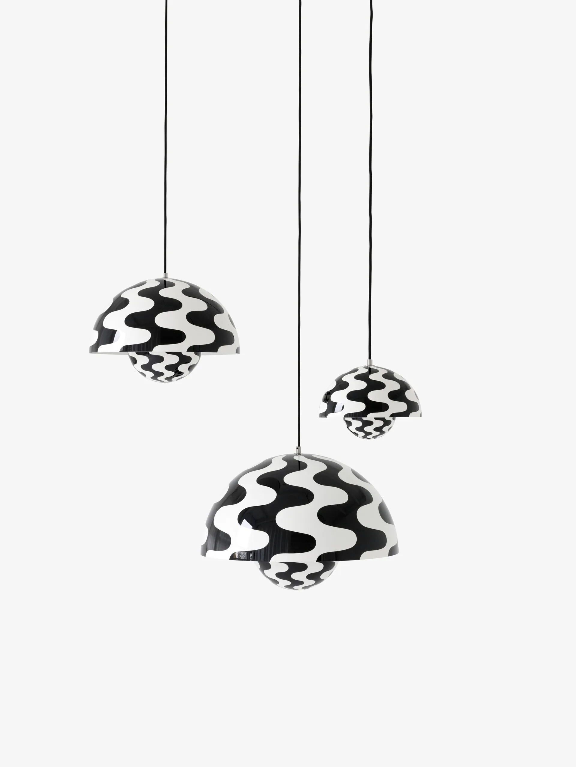 Flowerpot VP2 pendant lamp big, Black-white pattern &Tradition