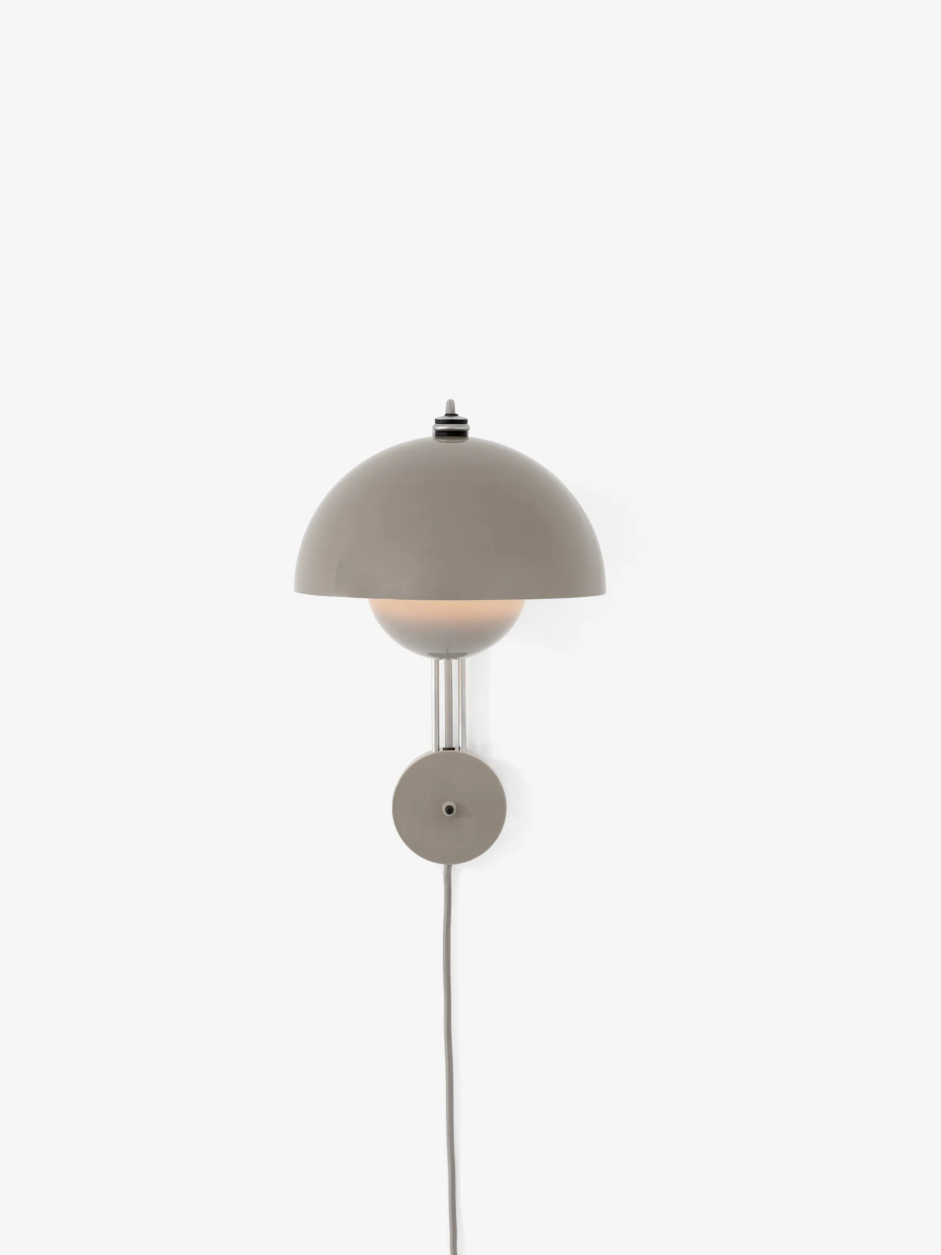 Flowerpot VP8 wall lamp, Grey beige &Tradition