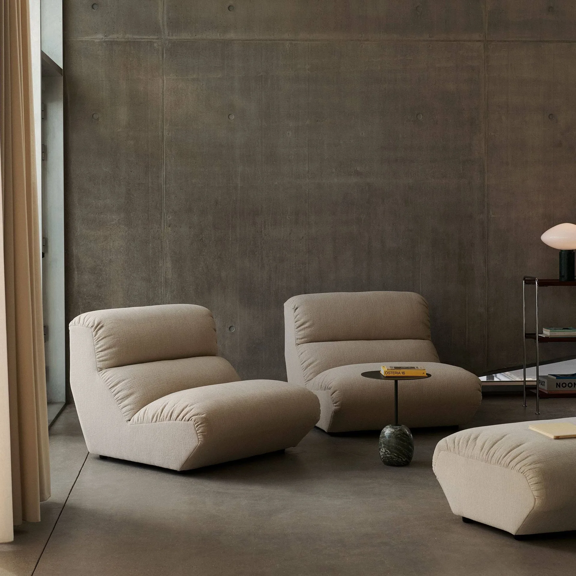 Hi Lo AV56 pouffe, Vidar 0386 &Tradition