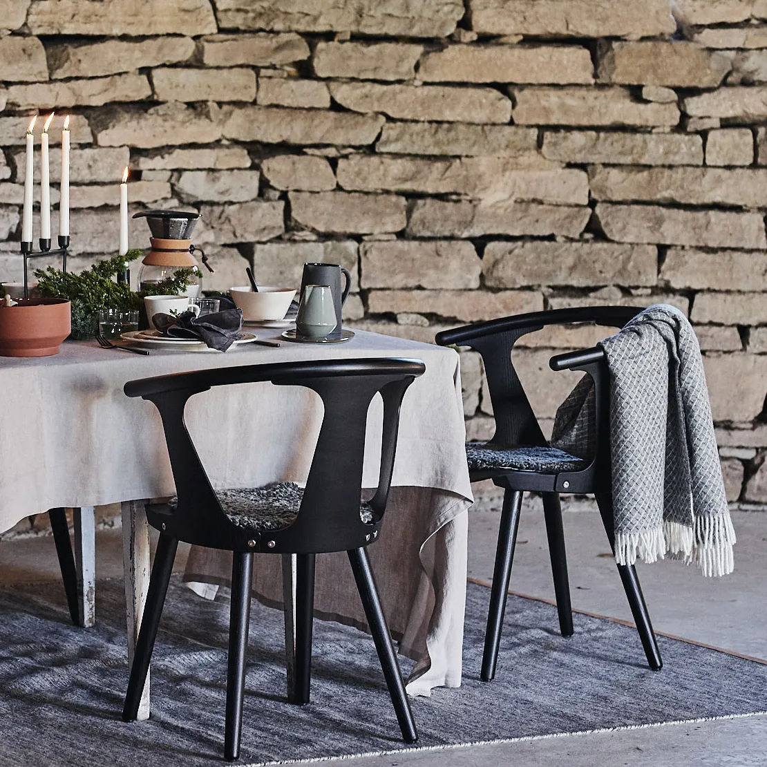 In Between chair Sk1, Black laquered ash &Tradition