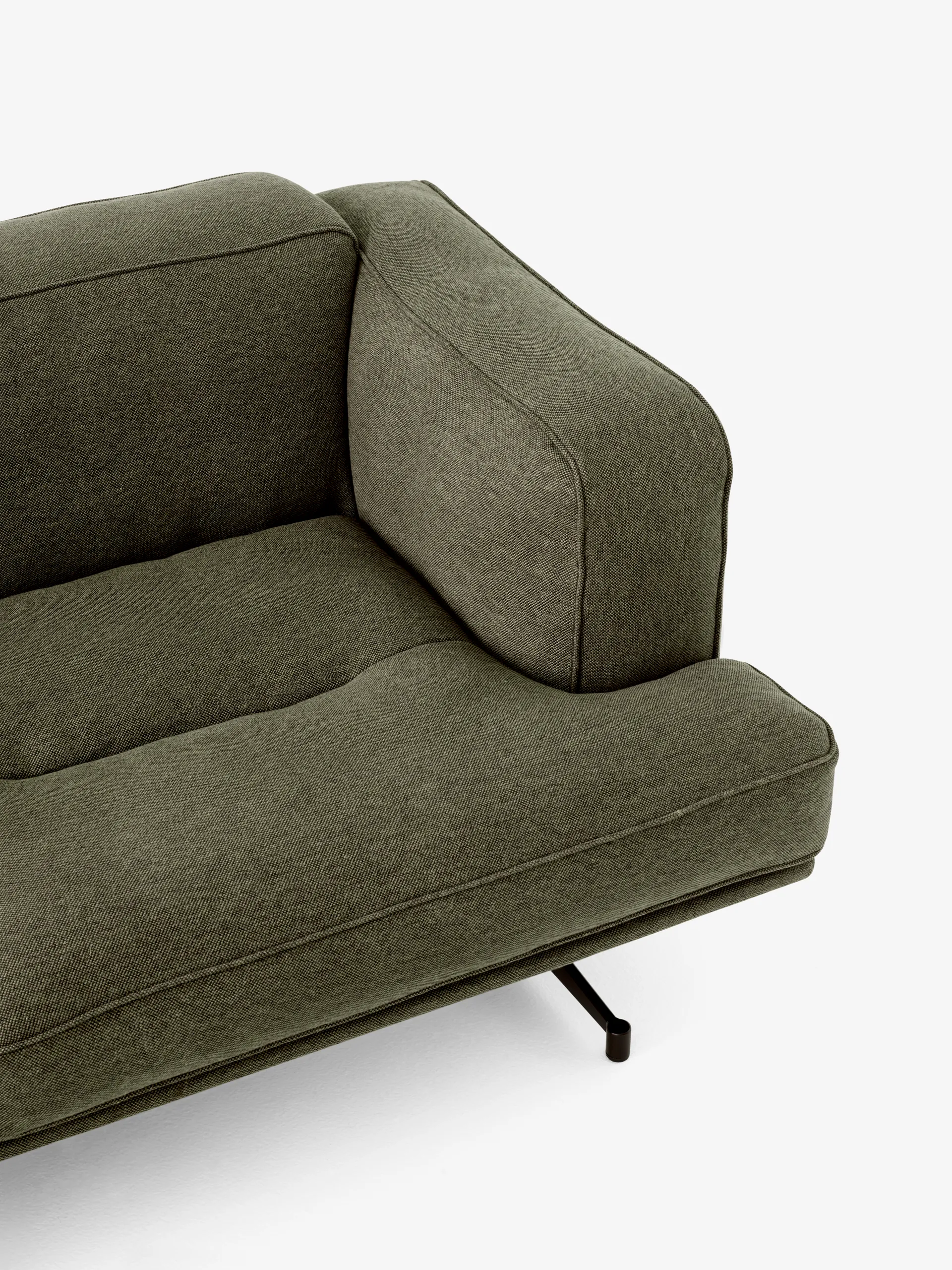 Inland AV23 3-seater sofa, Clay 0014-warm black &Tradition
