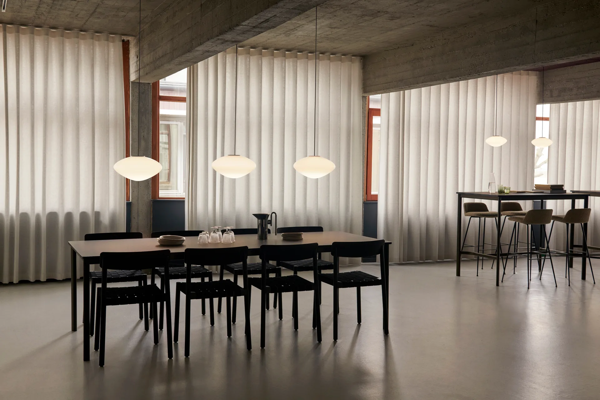 Mist AP16 ceiling lamp Ø37 cm, Matt White. Glass &Tradition