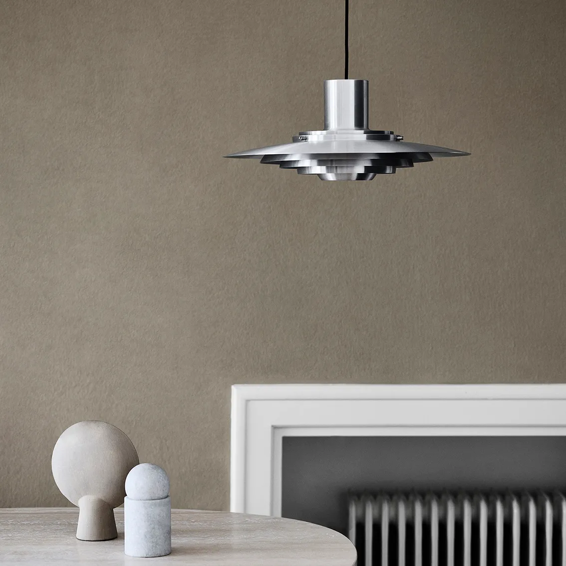 P376 ceiling lamp KF1, Aluminium &Tradition