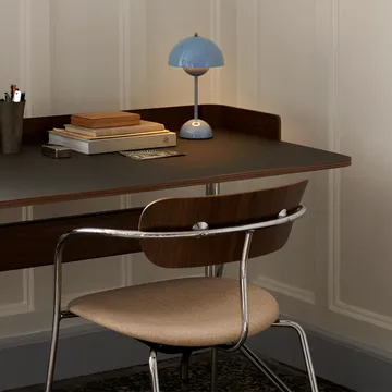 Pavilion AV17 desk - Mushroom linoleum, lacquered oak, chrome legs - &Tradition