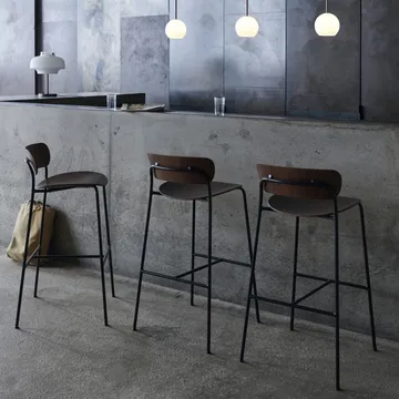 Pavilion AV9 barstool - Oak lacquer, steel legs - &Tradition