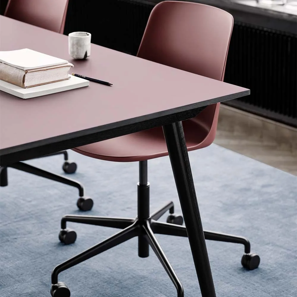Rely HW28 office chair, Red brown, black base &Tradition