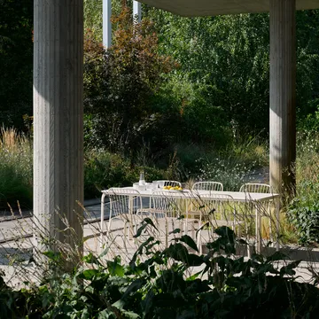 Thorvald Outdoor SC99 dining table 220 cm - Ivory - &Tradition