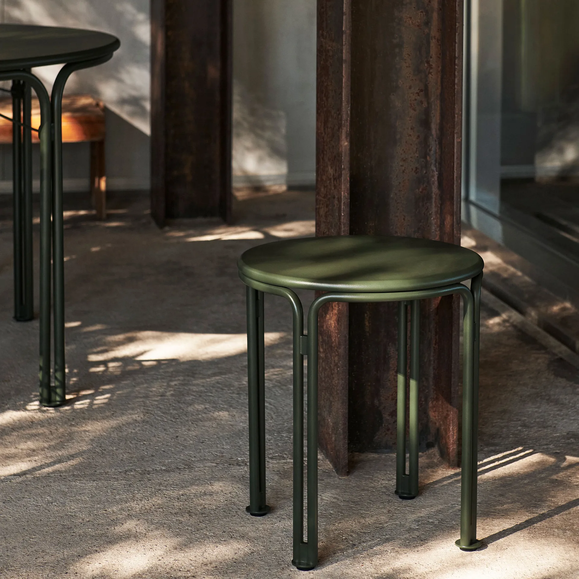Thorvald SC102 side table, Bronze green &Tradition