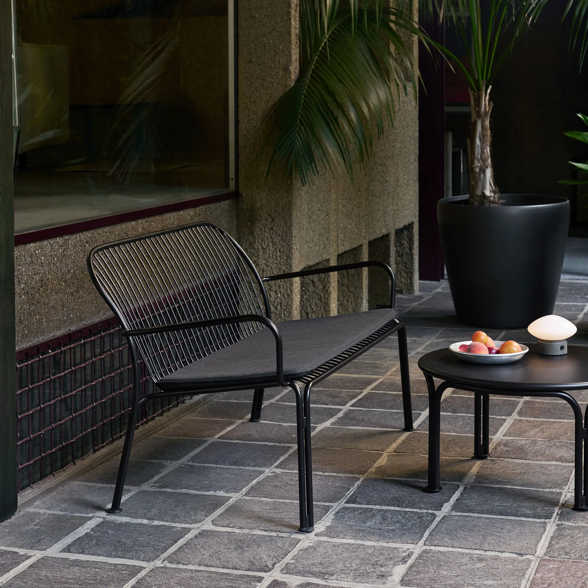 Thorvald SC110 lounge sofa, Warm black, 143 cm &Tradition