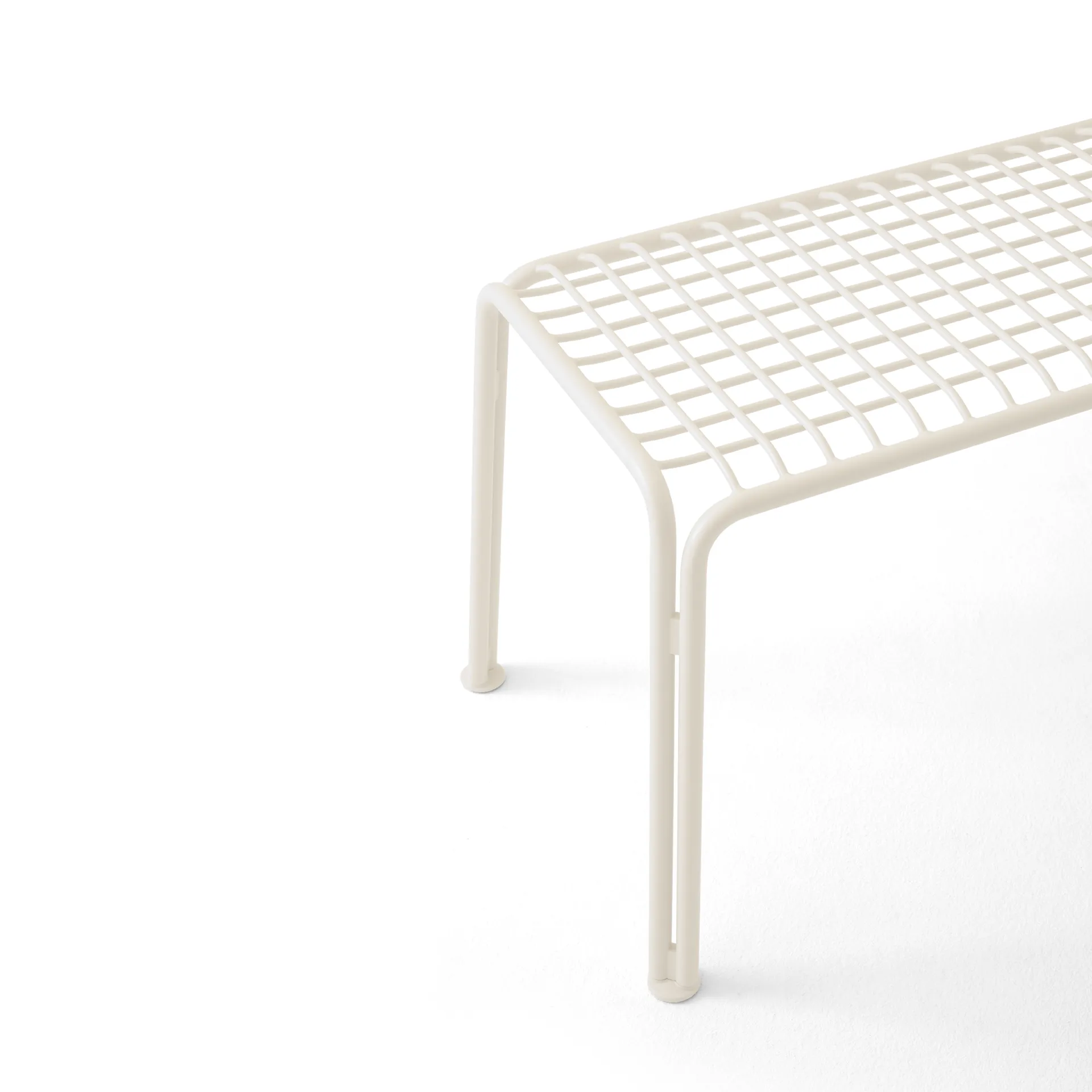Thorvald SC112 bench, Ivory, 125 cm &Tradition