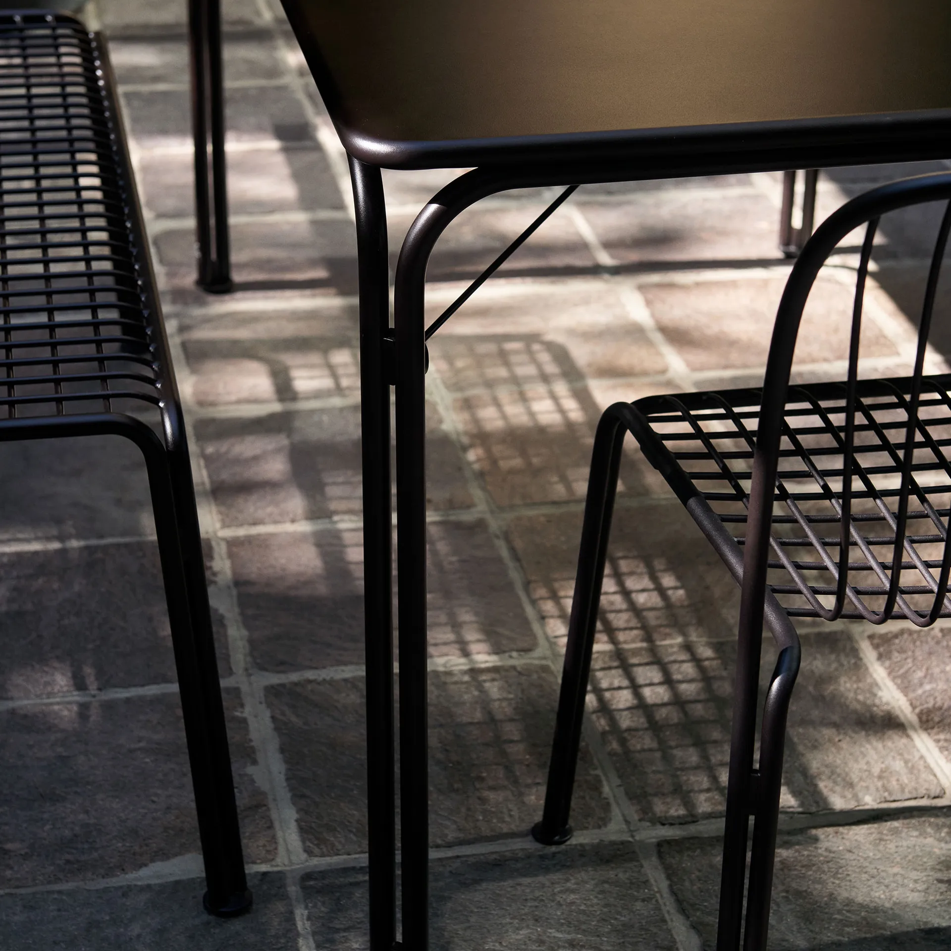 Thorvald SC94 chair, Warm black &Tradition