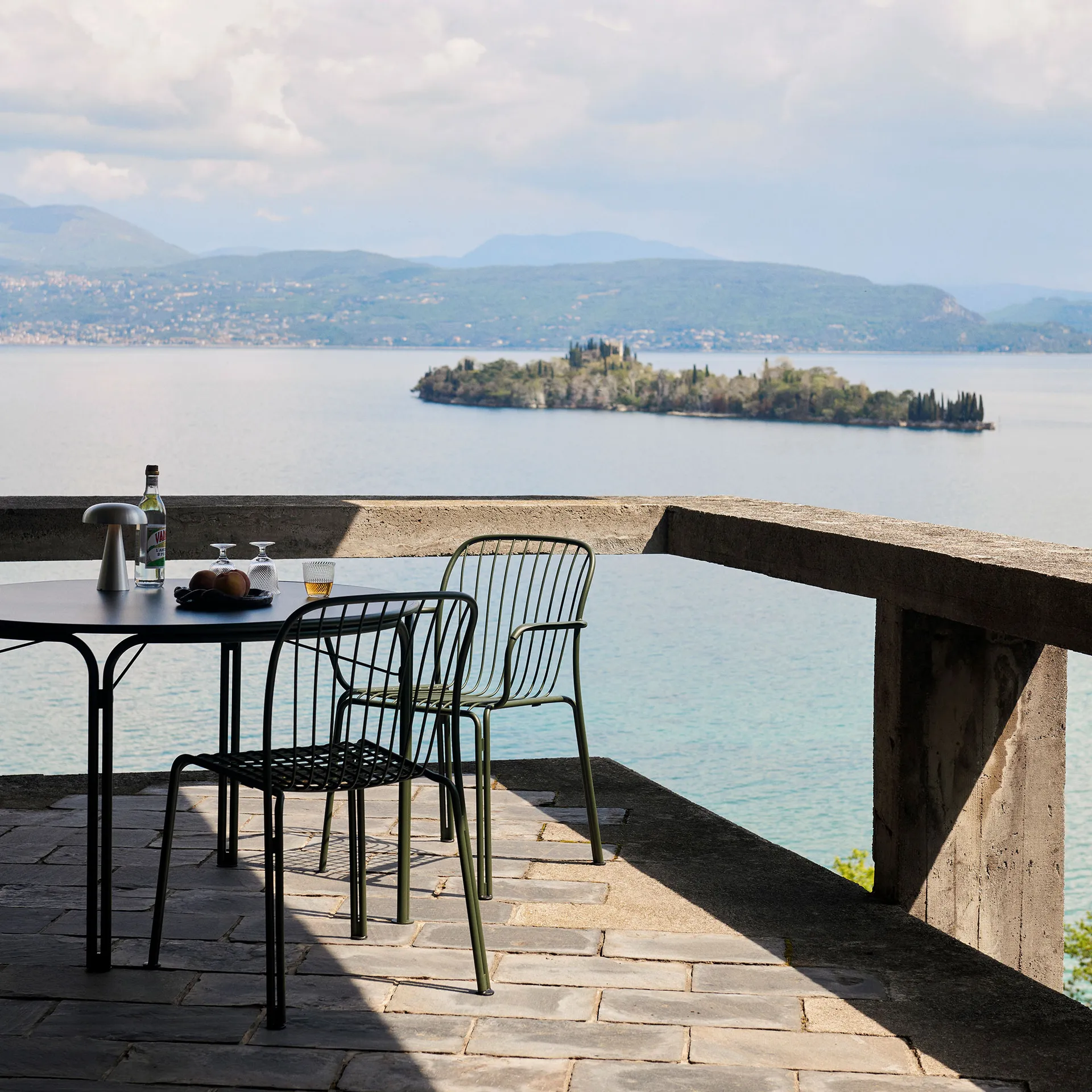 Thorvald SC95 chair, Bronze green &Tradition