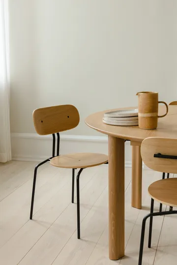 Curious chair - Oak-black legs - Umage