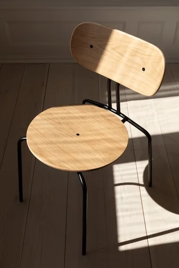 Curious chair - Oak-black legs - Umage