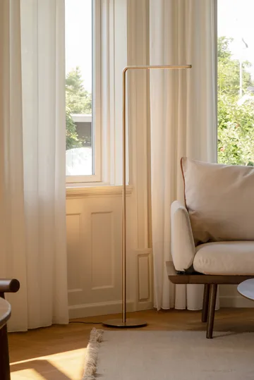 Omni floor lamp - Brass - Umage