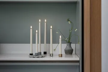 Uyuni LED Taper candles white 2-pack - Ø2,3x20 cm - Uyuni Lighting