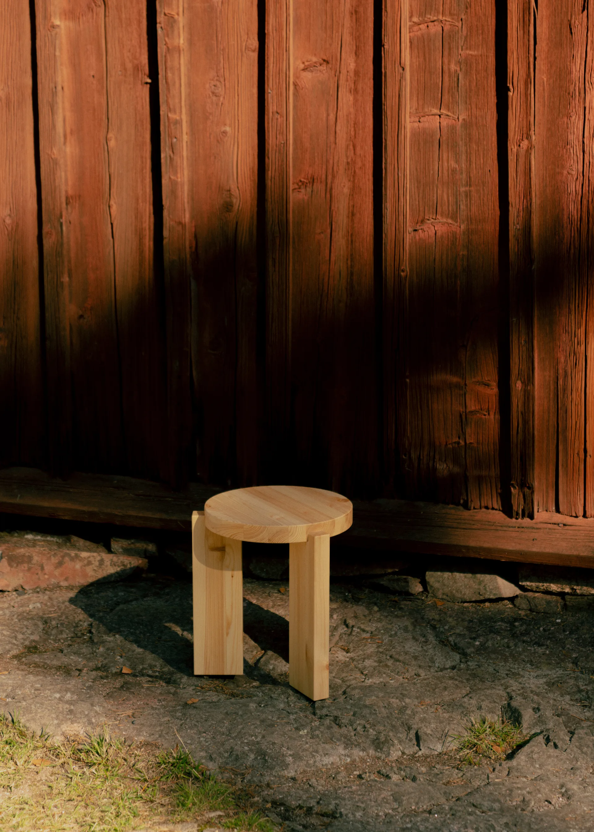 001 Stool stool, Matte oil-waxed pine, Ø40x44 cm Vaarnii