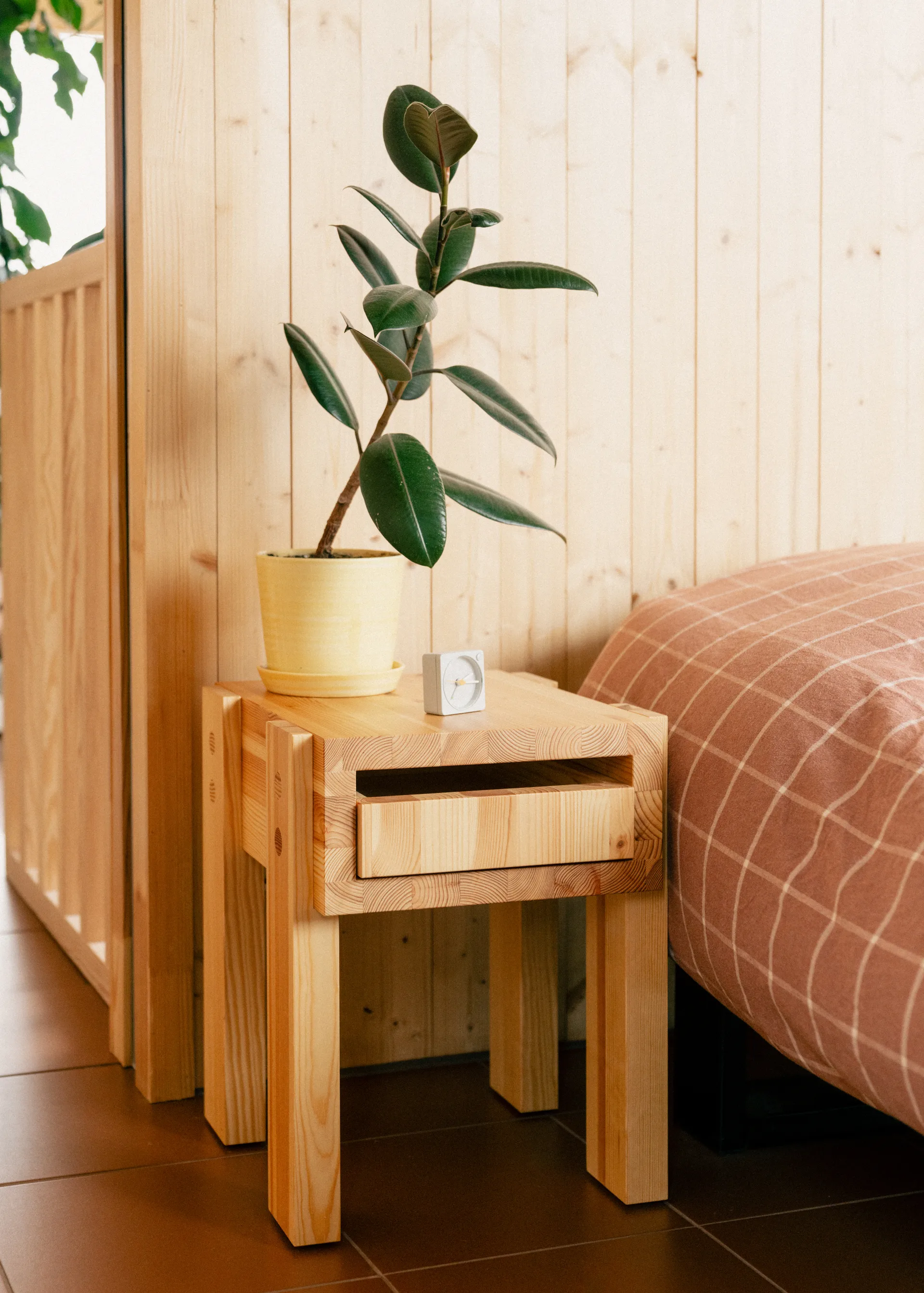 003 Stilts Side Table side table, Matte oil-waxed pine 40x36x45 cm Vaarnii