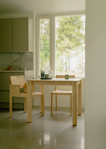016 Maasto Table - Matte oil-waxed pine, 120x120x75 cm - Vaarnii
