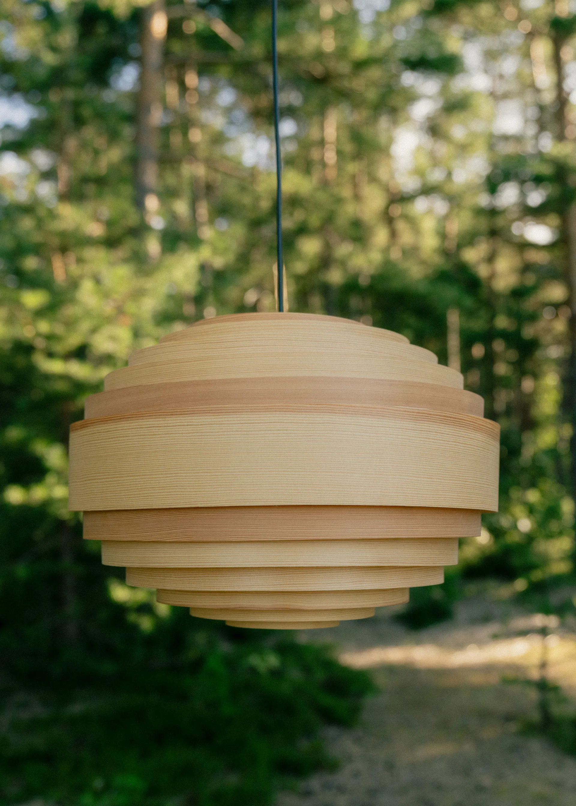 1002 Hans Pendant pendant, Matte oil-waxed pine, Ø46 cm Vaarnii