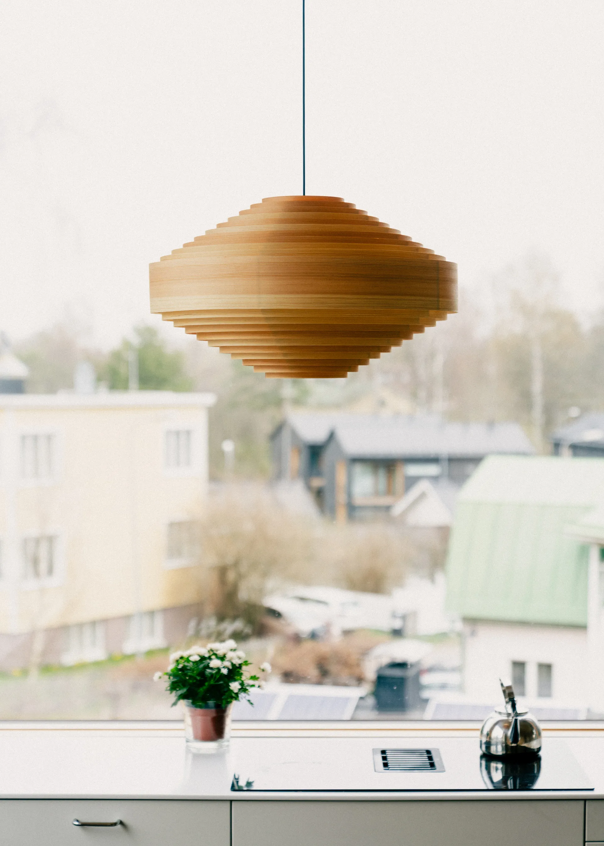 1003 Hans Pendant pendant, Matte oil-waxed pine, Ø60 cm Vaarnii