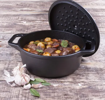 Cast Iron Pot 3.8 l - Black - Victoria