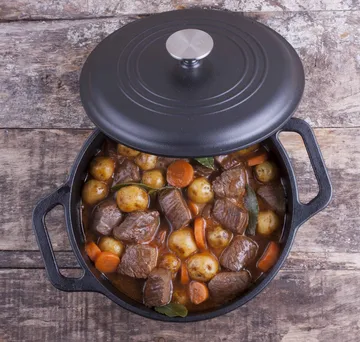 Cast Iron Pot 3.8 l - Black - Victoria