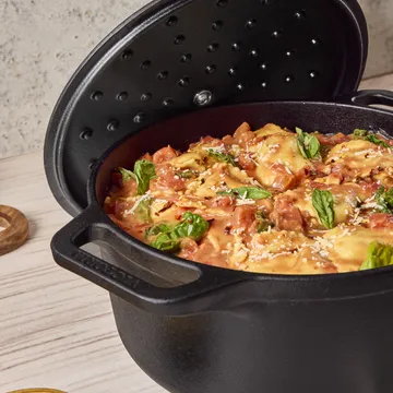 Victoria cast iron casserole, enamelled - 6.6 l - Victoria