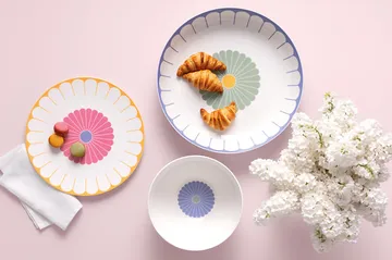 Fleur serving platter Ø31.8 cm - Multi - Villeroy & Boch