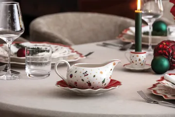 Toy´s Delight sauce pitcher 50 cl with saucer - White-red - Villeroy & Boch