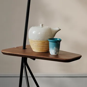 Cone floor lamp - Black noir, teak table, brass details - Warm Nordic