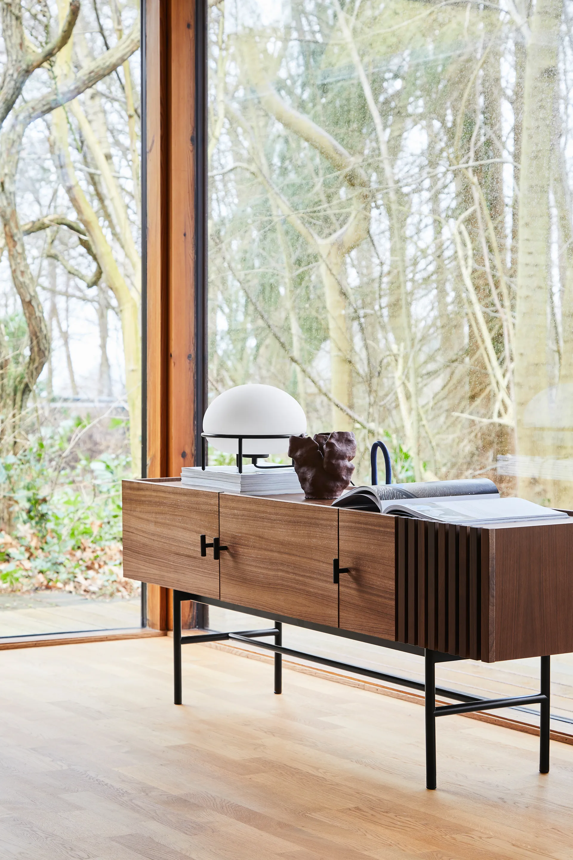 Array side table, low, 150 cm, Walnut Woud