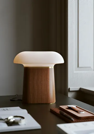 Nova table lamp - Walnut - Woud
