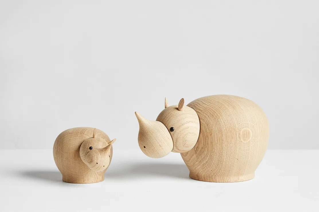 Rina wooden rhino, Medium Woud
