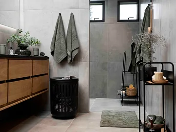 Classic towel 50x100 cm - Olive green - Zone Denmark
