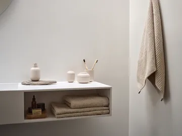 Classic towel 50x70 cm - Sand - Zone Denmark