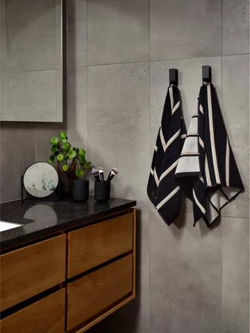 Sauna towel - Black-soft grey-camel, 50x100 cm - Zone Denmark