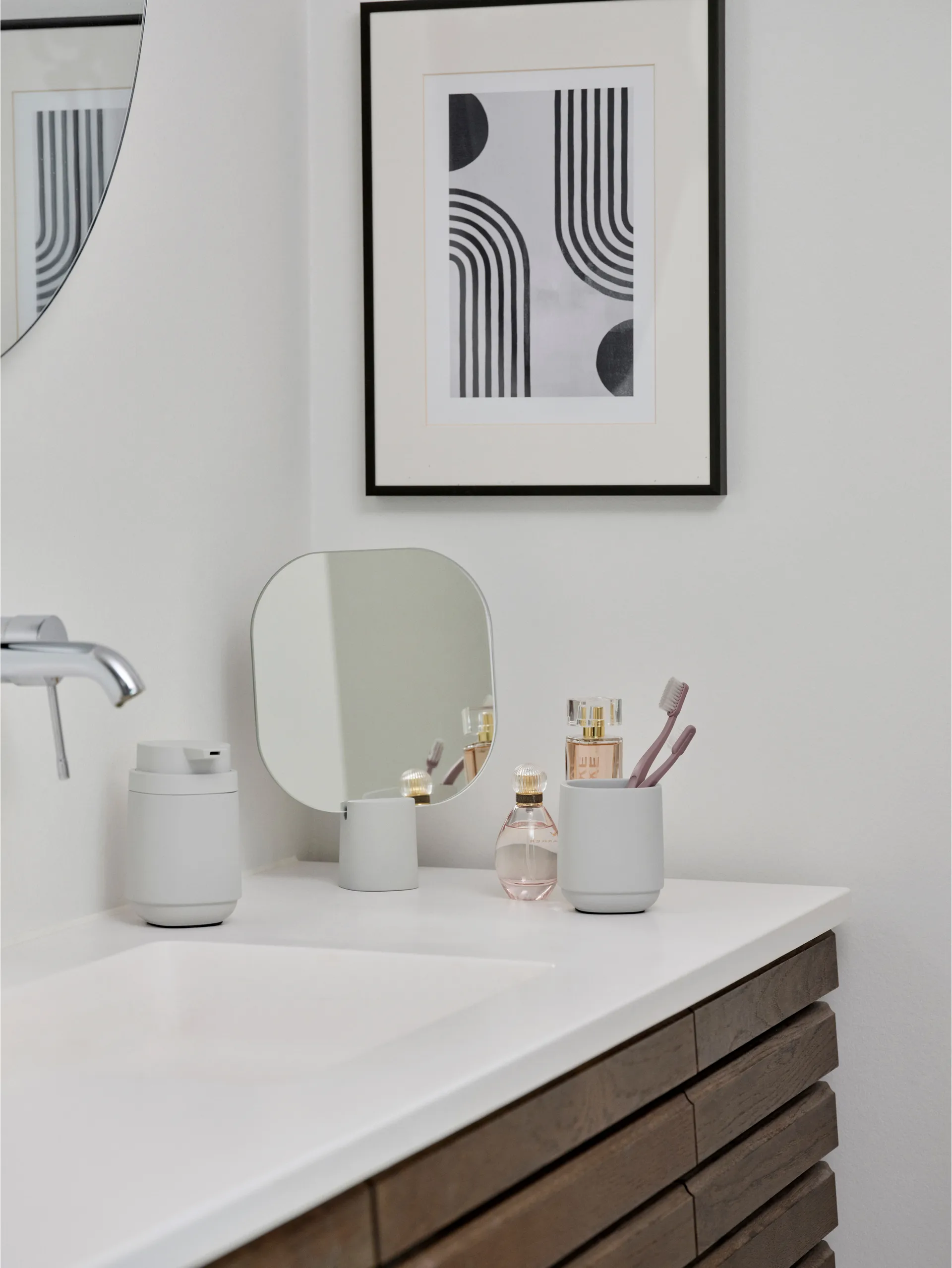 Time table mirror 26.5 cm, Soft Grey Zone Denmark