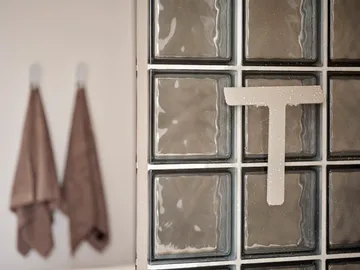 Ume scraper with holder - Taupe - Zone Denmark