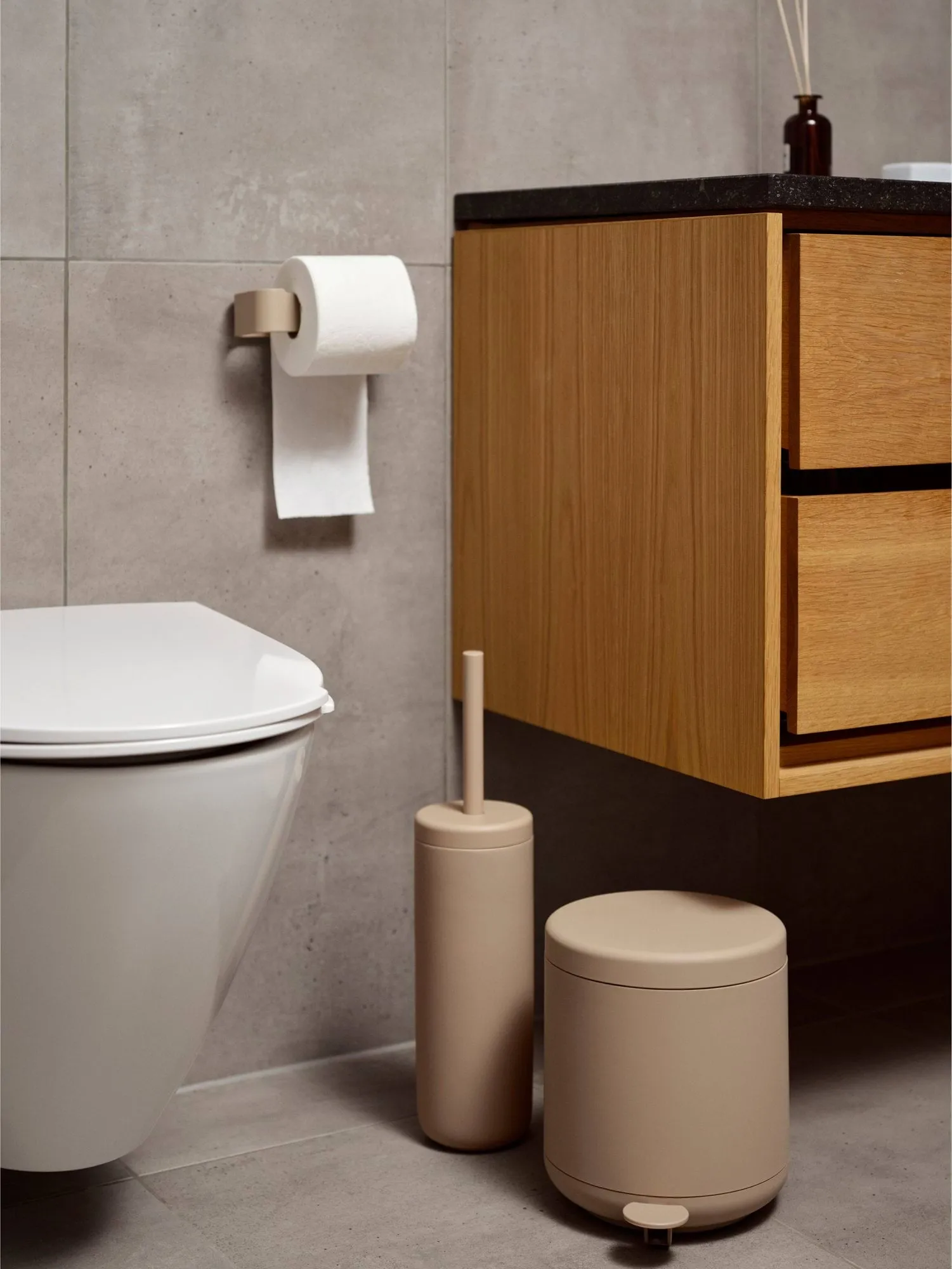 Ume toilet paper holder, Camel Zone Denmark