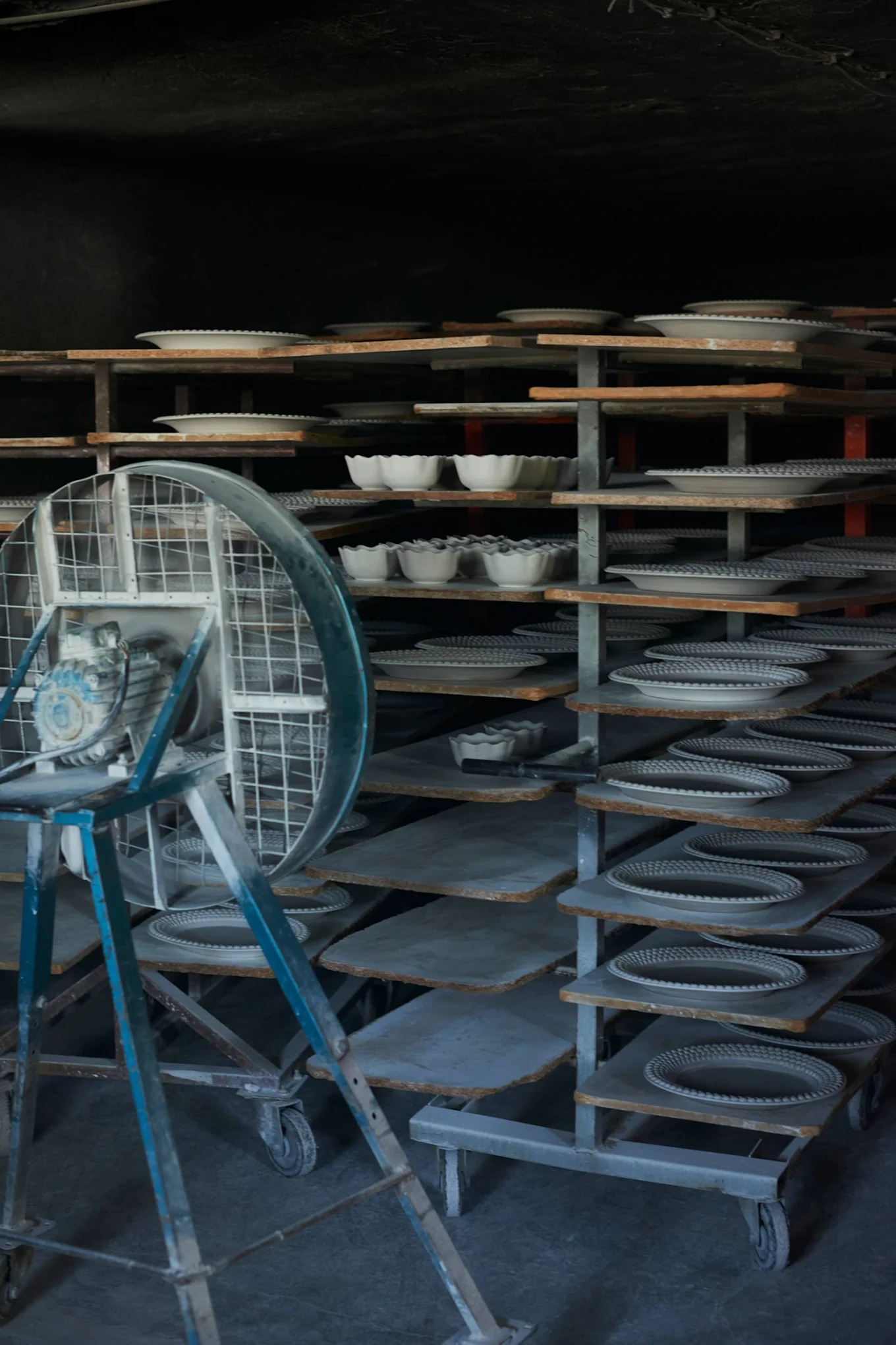 Mateus ceramics then send a day in the Green House to dry.