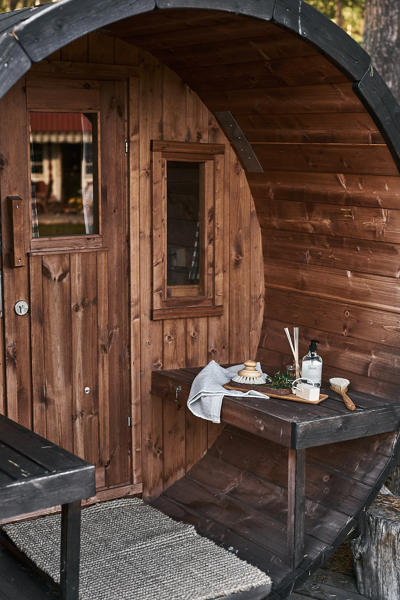 Scandinavian lifestyle things you need to try this winter - grab everything you need for a sauna and enjoy on a winter's afternoon.