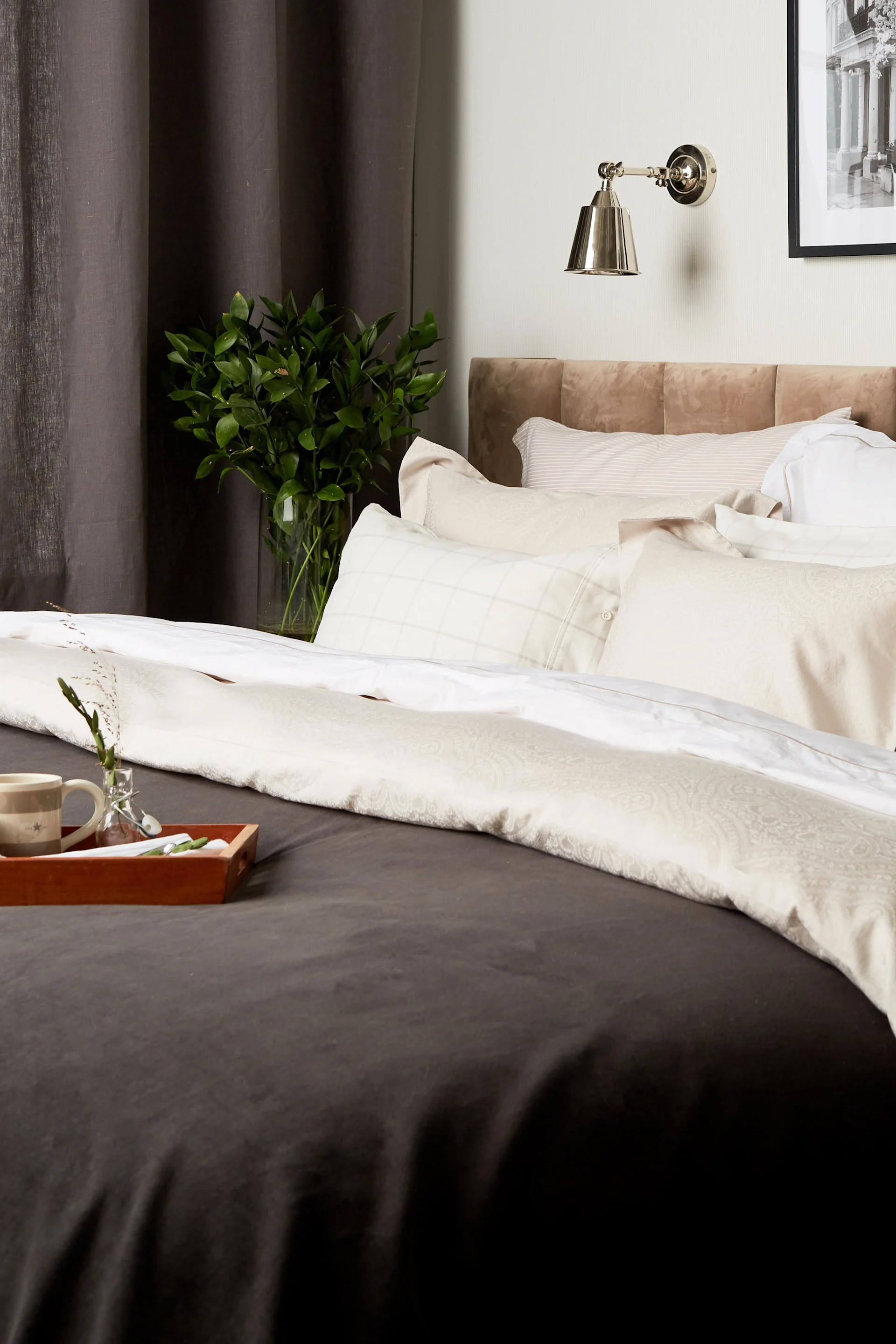 A bed with bedsheets from Lexingtons Hotel Collection is the perfect way to decorate your bedroom with a hotel feeling.